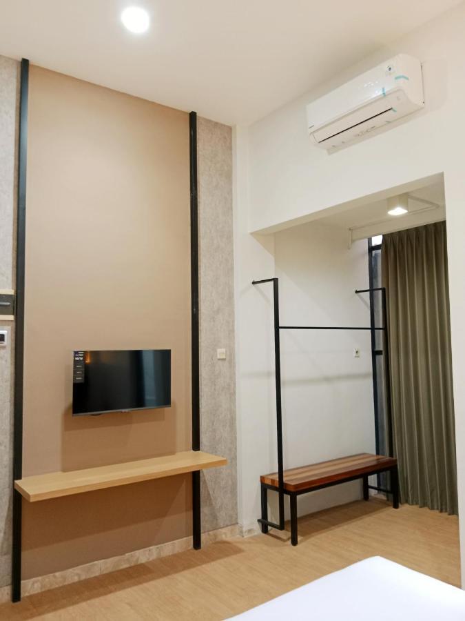 Andita Syariah Hotel Surabaya Esterno foto