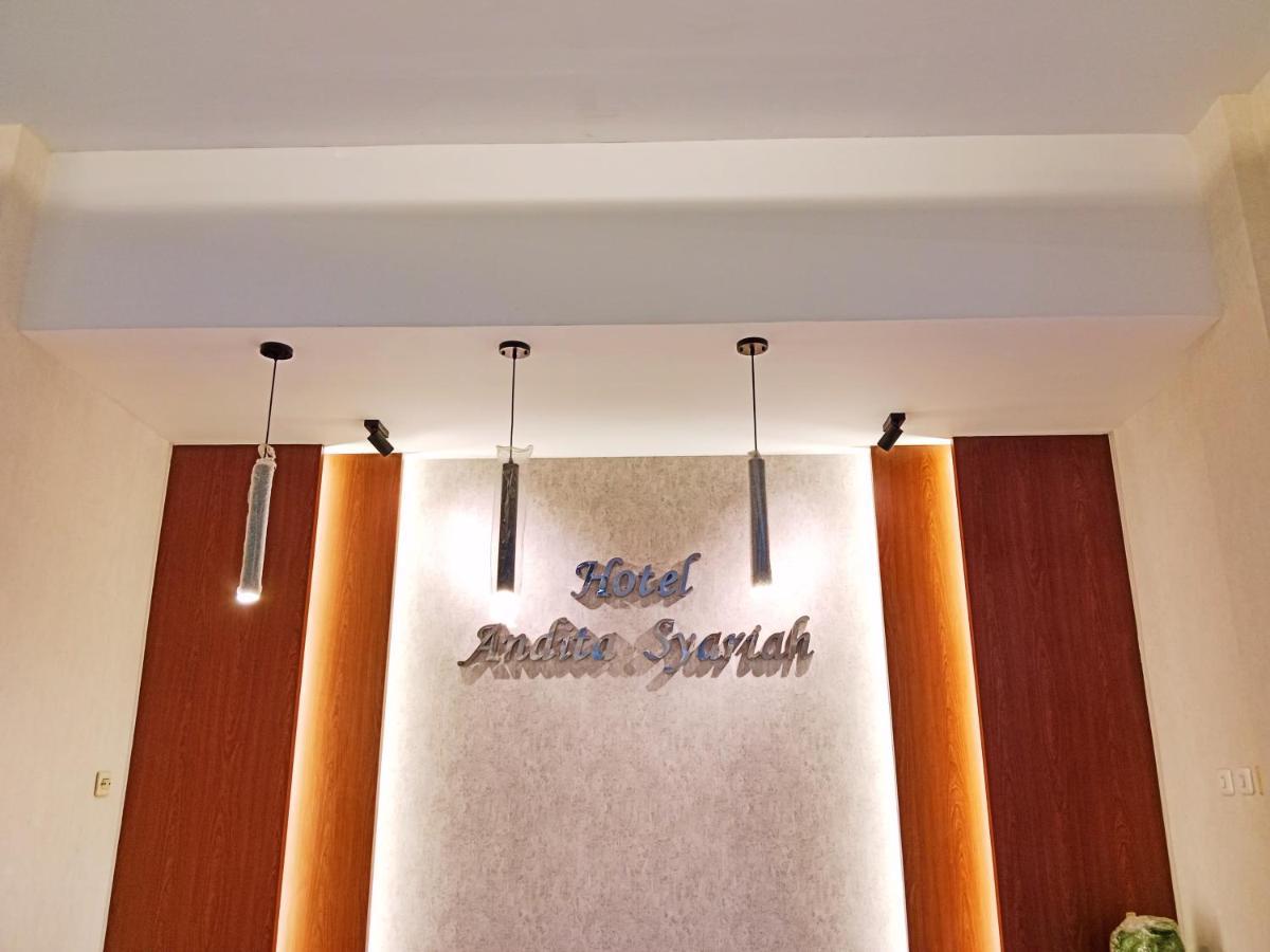 Andita Syariah Hotel Surabaya Esterno foto