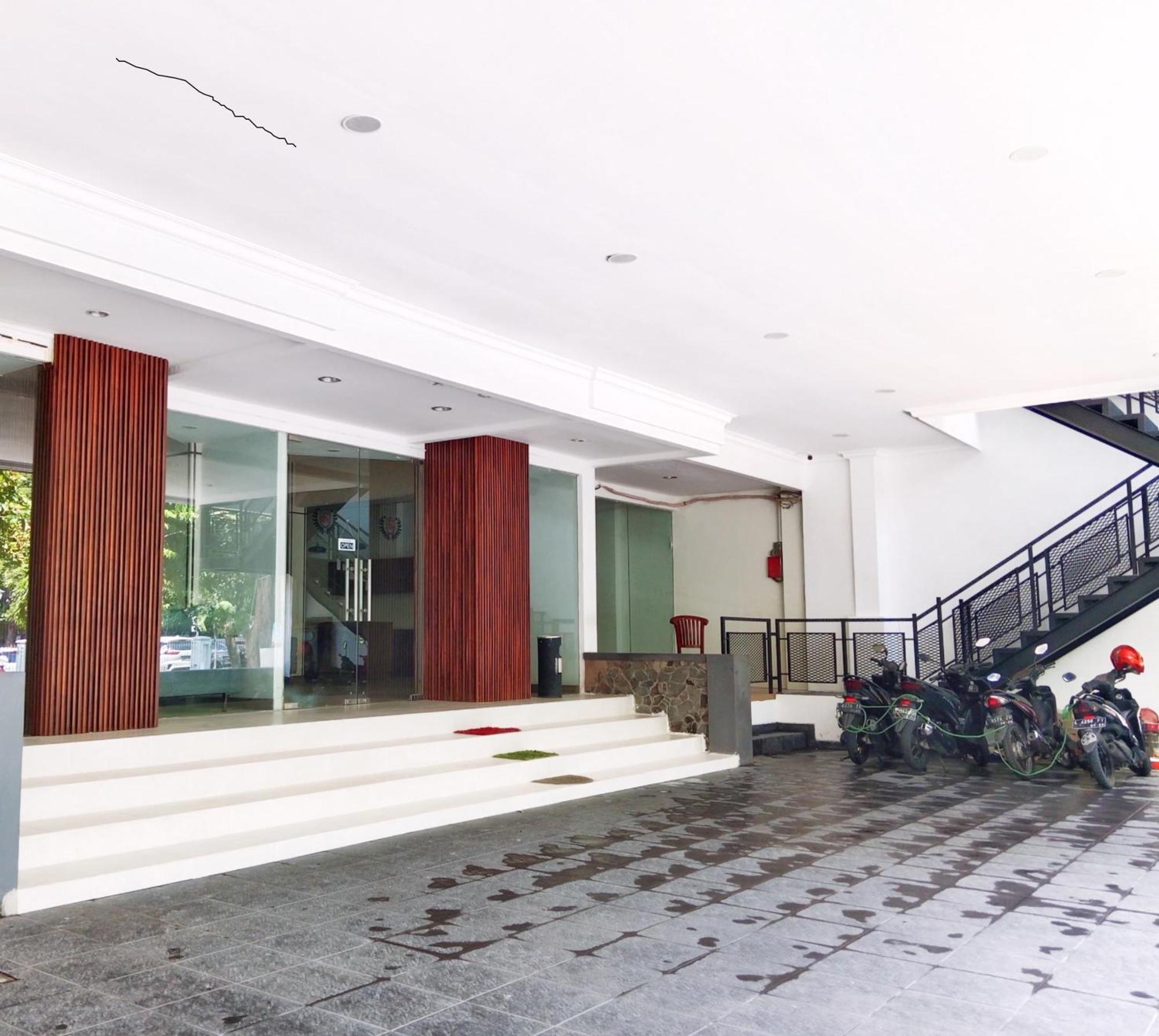 Andita Syariah Hotel Surabaya Esterno foto
